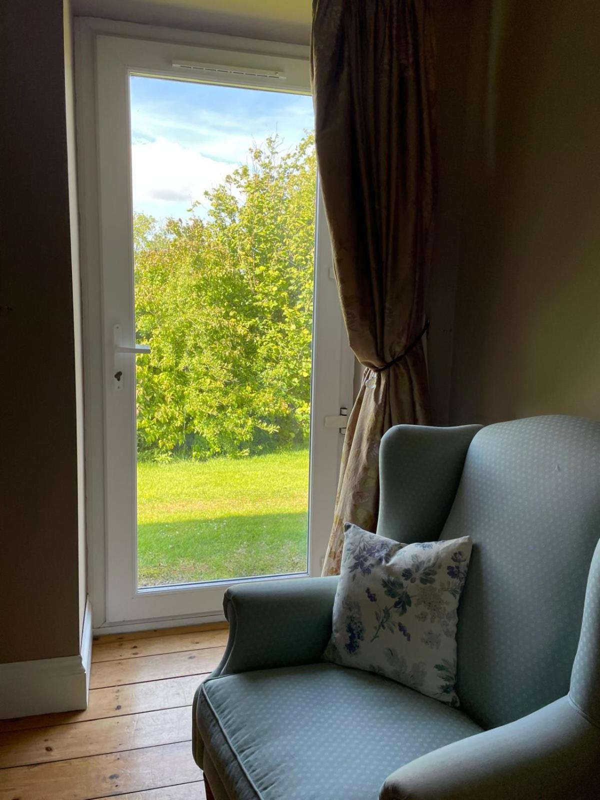Barcloy Honey House Holiday home *